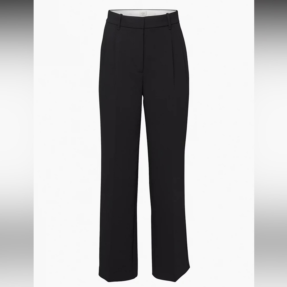 Aritzia Wilfred Effortless Pants in Short